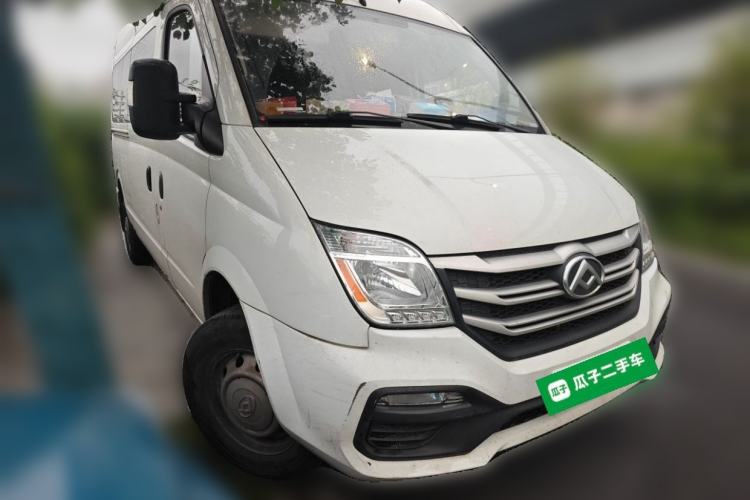 Used SAIC MAXUS Xintu V80 2024 Aotong Value Edition 6MT Long-Wheelbase Mid-Roof Model with 127 Ps Available in 6/7/8/9-Seater Configurations Front Right 45 Deg