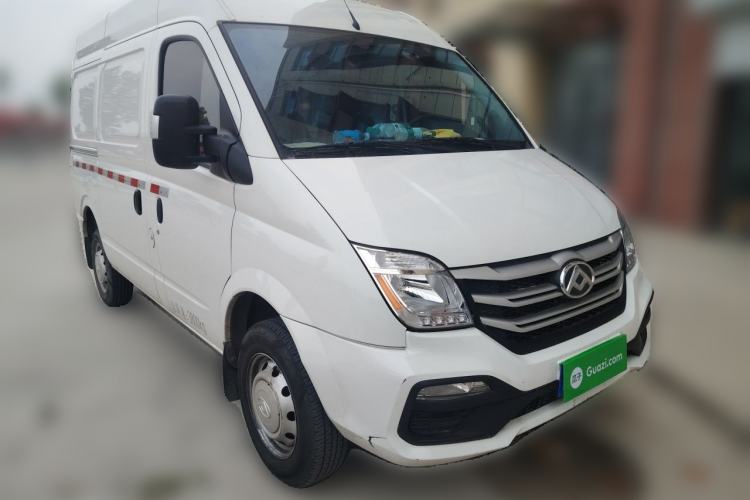 Used SAIC MAXUS Xintu V80 2024 City Distribution King PLUS Value Edition 6MT Short Wheelbase Mid-Roof Design 127 Ps 3 Seats Front Right 45 Deg