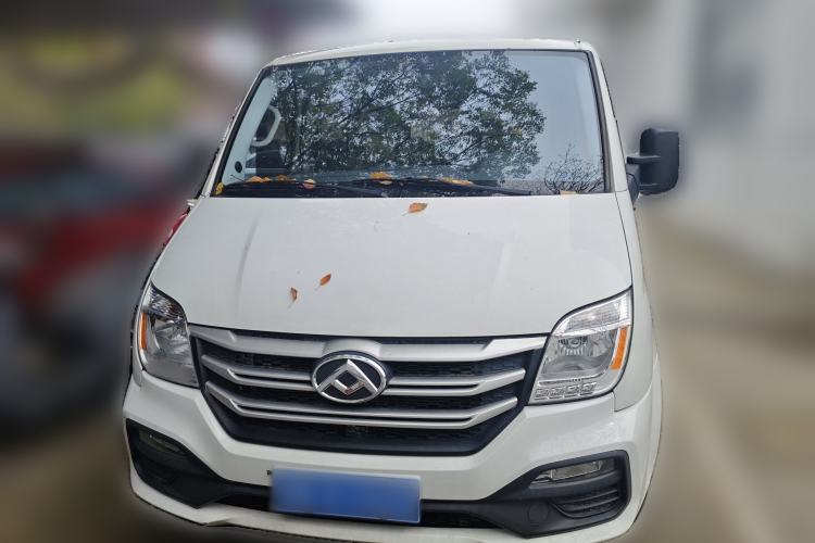 Used SAIC MAXUS Xintu V80 2024 Aotong Value Edition 6AMT Short Wheelbase Ultra-Low Roof 127 Ps 5/6 Seats Front