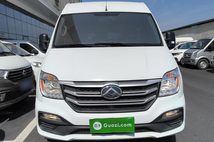 Used SAIC MAXUS Xintu V80 2024 Aotuntong Value Edition 6MT Short Wheelbase Mid-Roof Model 127 Ps 7/8/9-Seater Front