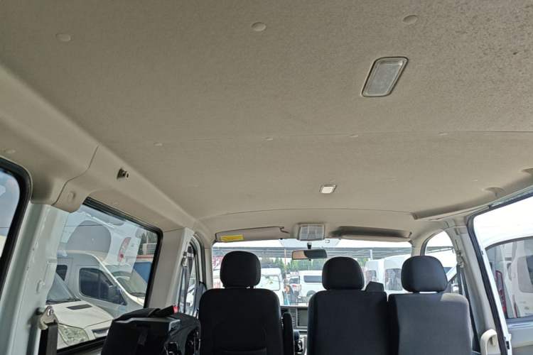 Used SAIC MAXUS Xintu V80 2024 Aotuntong Value Edition 6AMT Long Wheelbase Ultra-Low Roof 127 Ps 6/7/8/9-Seater Headliner