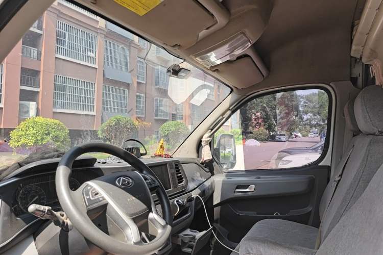 Used SAIC MAXUS Xintu V80  Headliner