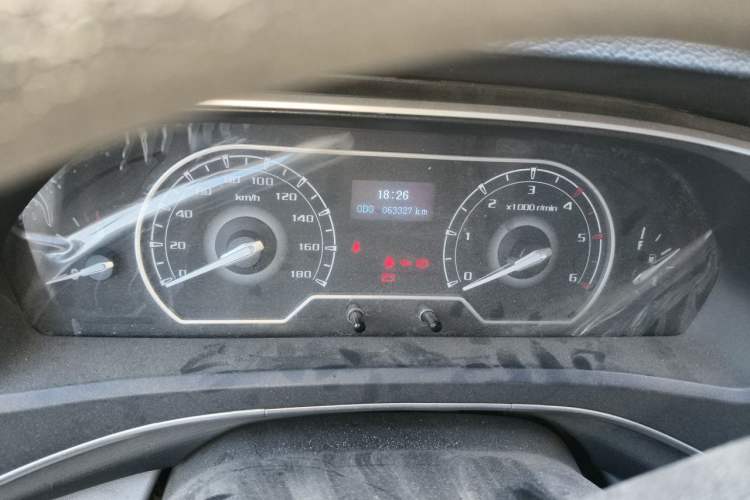 Used SAIC MAXUS Xintu V80 2024 Aotong Value Edition 6MT Long-Wheelbase Mid-Roof Model with 127 Ps Available in 6/7/8/9-Seater Configurations Instrument Cluster