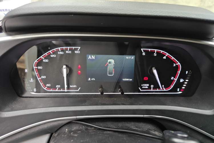 Used SAIC MAXUS Xintu V80 2024 Facelift Aoyuntong 6AMT Long Wheelbase Mid-Roof Version 147 Ps 6/7/8/9-Seater Instrument Cluster