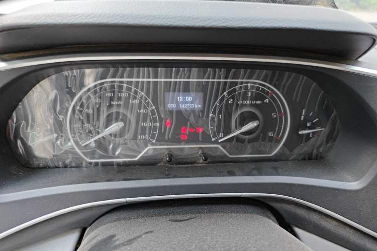 Used SAIC MAXUS Xintu V80  Instrument Cluster