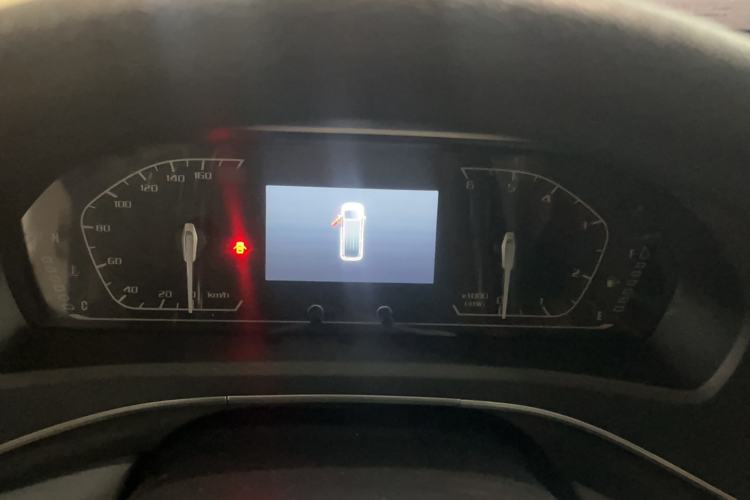Used SAIC MAXUS Xintu V80 2024 Aotong 6AMT Short-Wheelbase Ultra-Low Roof 127 Ps 5/6 Seats Instrument Cluster