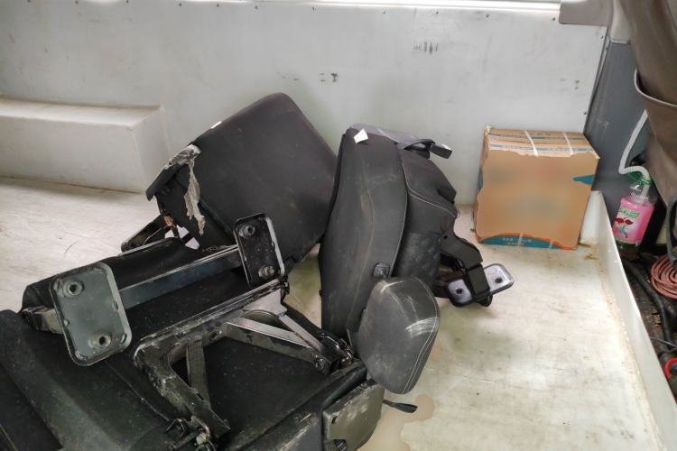 Used SAIC MAXUS Xintu V80  Left Rear Seat