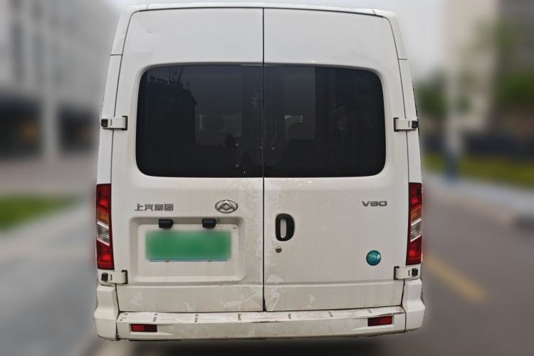 Used SAIC MAXUS Xintu V80 2024 Aotuntong Value Edition 6MT Short Wheelbase Mid-Height Roof 127 Ps 5/6 Seats Rear