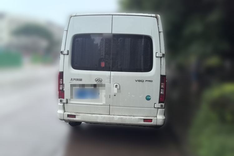 Used SAIC MAXUS Xintu V80 2024 Aoyuntong 6MT Long-Wheelbase Mid-Roof Model 127 Ps 6/7/8/9 Seater Rear