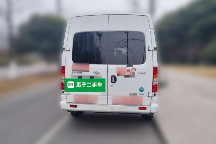 Used SAIC MAXUS Xintu V80 2024 Aotong 6AMT Short Wheelbase Mid-Roof Model with 127 Ps 5 Seats Rear
