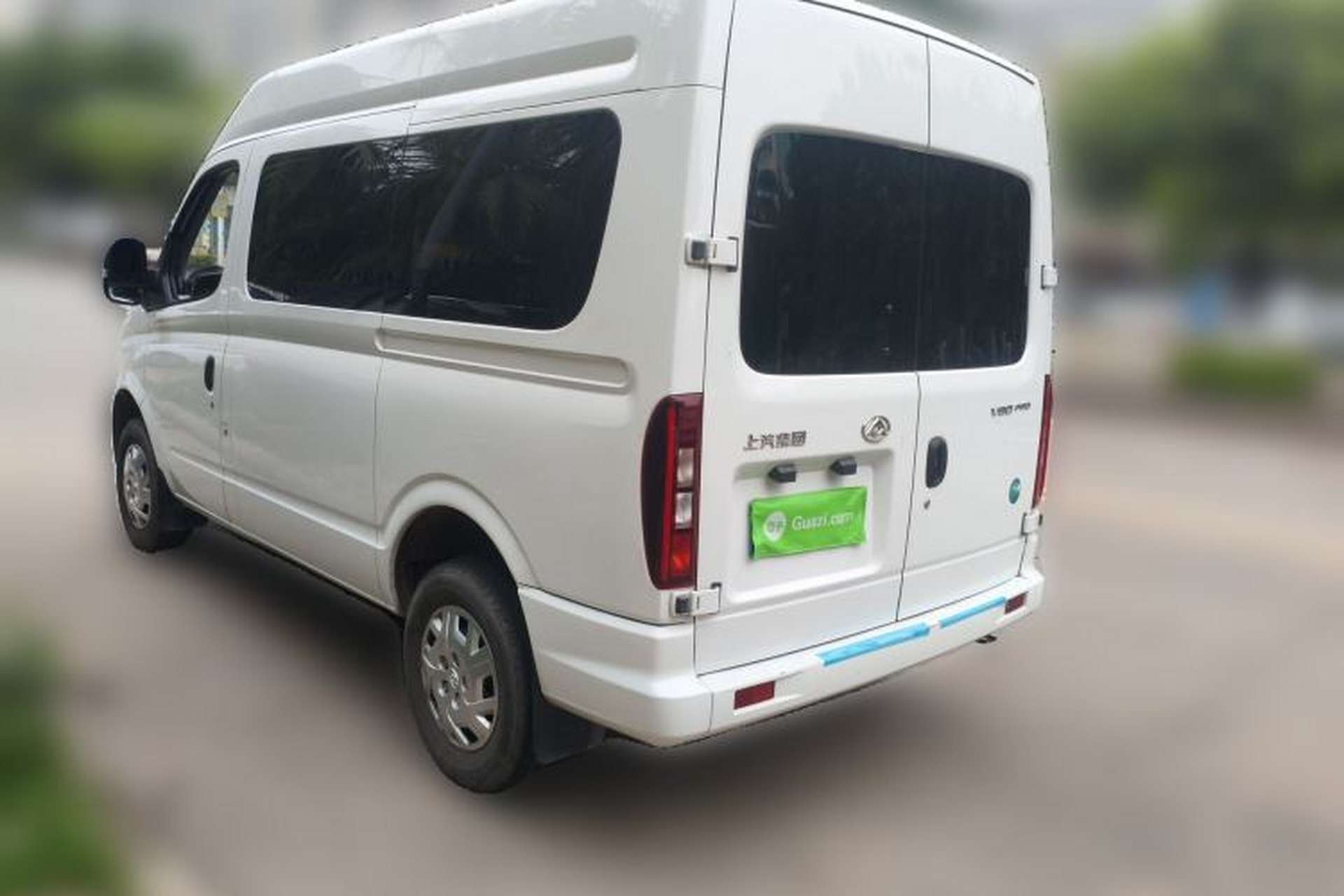 Used SAIC MAXUS Xintu V80 2024 Aotuntong 6MT Short-Wheelbase Mid-Roof Model with 127 Ps 5/6 Seats Rear Left 45 Deg