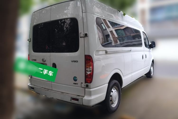 Used SAIC MAXUS Xintu V80 2024 Aotong Value Edition 6AMT Long Wheelbase Mid-Roof Model 127 Ps 6/7/8/9-Seater Rear Right 45 Deg