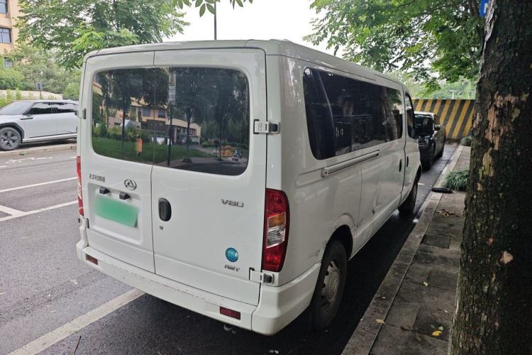 Used SAIC MAXUS Xintu V80 2024 Aotuntong Value Edition 6AMT Long Wheelbase Ultra-Low Roof 127 Ps 6/7/8/9-Seater Rear Right 45 Deg