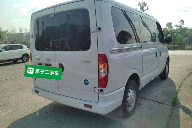 Used SAIC MAXUS Xintu V80 2024 Aotuntong Value Edition 6MT Short Wheelbase Ultra-Low Roof 127 Ps 5/6 Seats Rear Right 45 Deg