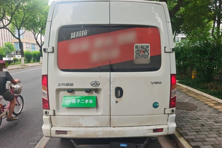 Used SAIC MAXUS Xintu V80 2024 Facelift Aoyuntong 6MT Long Wheelbase Mid-Top Version 147 Ps 6/7/8/9-Seater Rear
