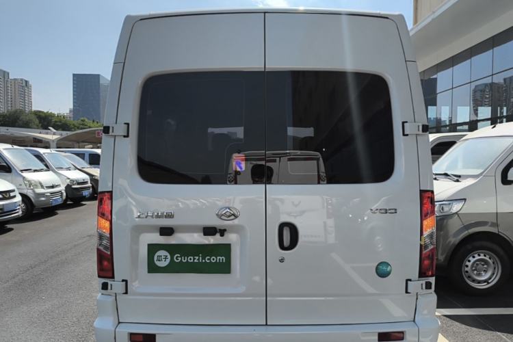 Used SAIC MAXUS Xintu V80 2024 Aotuntong Value Edition 6MT Short Wheelbase Mid-Roof Model 127 Ps 7/8/9-Seater Rear