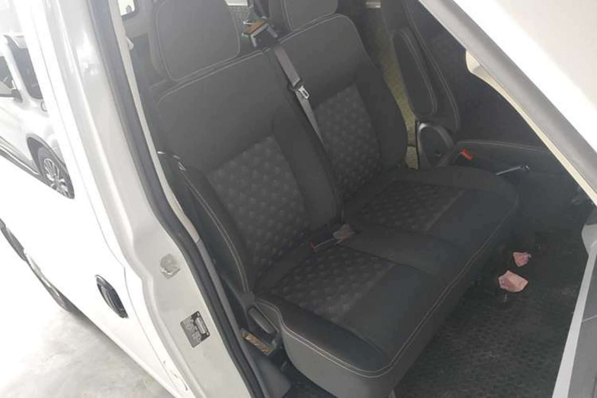 Used SAIC MAXUS Xintu V80 2024 Aotong Value Edition 6AMT Short Wheelbase Ultra-Low Roof 127 Ps 5-Seater Right Front Seat