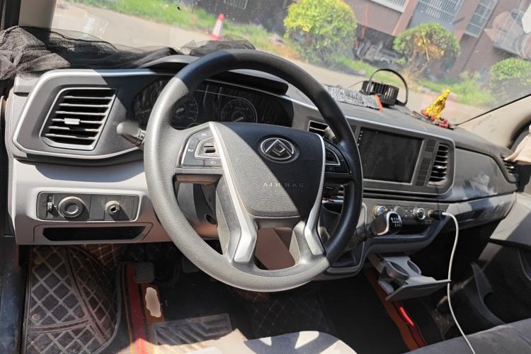 Used SAIC MAXUS Xintu V80  Steering Wheel