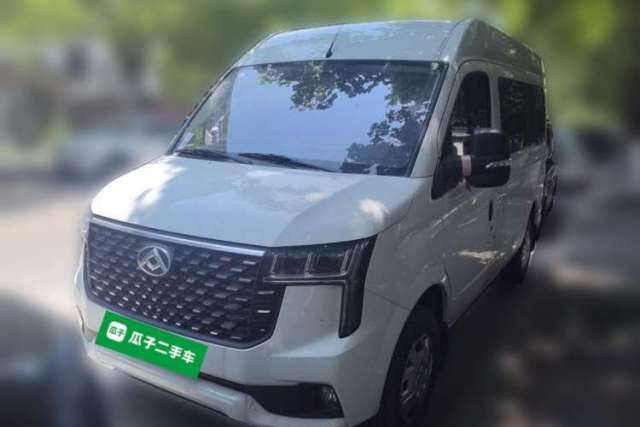 Used SAIC MAXUS Xintu V80 2024 Aotuntong Value Edition 6MT Short Wheelbase Mid-Height Roof 127 Ps 5/6 Seats