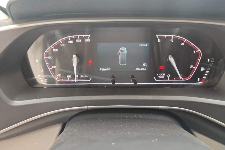 Used SAIC MAXUS Xintu V80 2025 PRO Business & Travel 6MT Long Wheelbase Mid-Roof 9-Seater Four-Row Non-Commercial Instrument Cluster