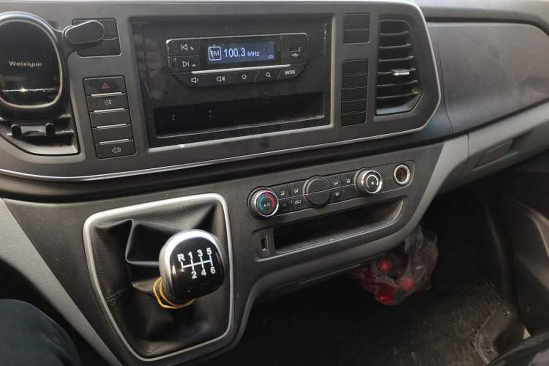 Used SAIC MAXUS Xintu V80  Audio And AC Panel
