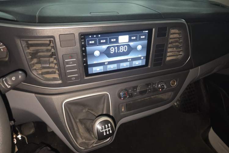 Used SAIC MAXUS Xintu V80  Audio And AC Panel