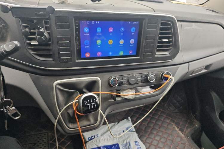 Used SAIC MAXUS Xintu V80  Audio And AC Panel