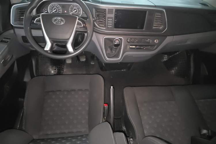 Used SAIC MAXUS Xintu V80  Center Console