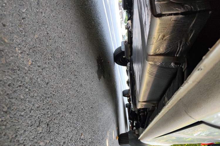 Used SAIC MAXUS Xintu V80  Chassis Rear Right