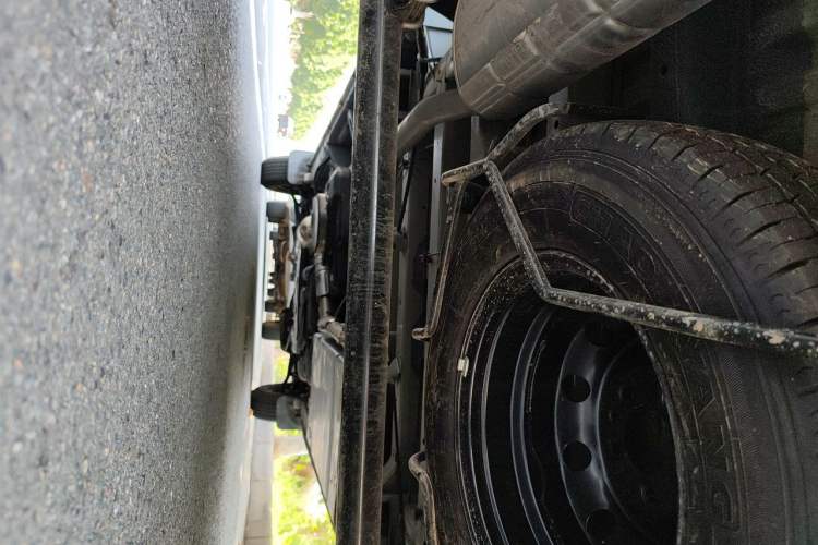 Used SAIC MAXUS Xintu V80  Chassis Rear