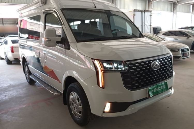 Used SAIC MAXUS Xintu V80 2025 PRO Aoyuntong 2.0T Automatic Short Wheelbase Mid-Height 5/6-Seater Exterior 1