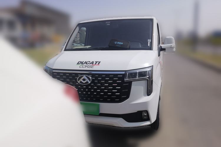 Used SAIC MAXUS Xintu V80 2025 PRO Aoyuntong 2.0T Automatic Short Wheelbase Ultra-Low Roof 5/6-Seater Exterior 1