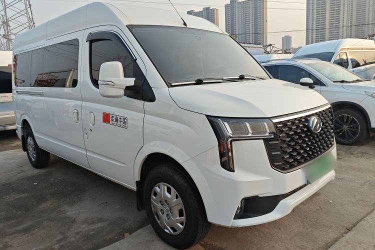 Used SAIC MAXUS Xintu V80 2025 PRO Aoyuntong 2.0T Automatic Long-Wheelbase Mid-Roof Model with 6/7/8/9 Seats Exterior 2