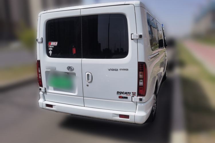 Used SAIC MAXUS Xintu V80 2025 PRO Aoyuntong 2.0T Automatic Short Wheelbase Ultra-Low Roof 5/6-Seater Exterior 4