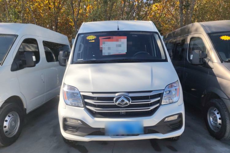 Used SAIC MAXUS Xintu V80 2025 Value Edition Aoyuntong 2.0T Manual Short Wheelbase Mid-Height 127 Ps 5/6 Seats Front