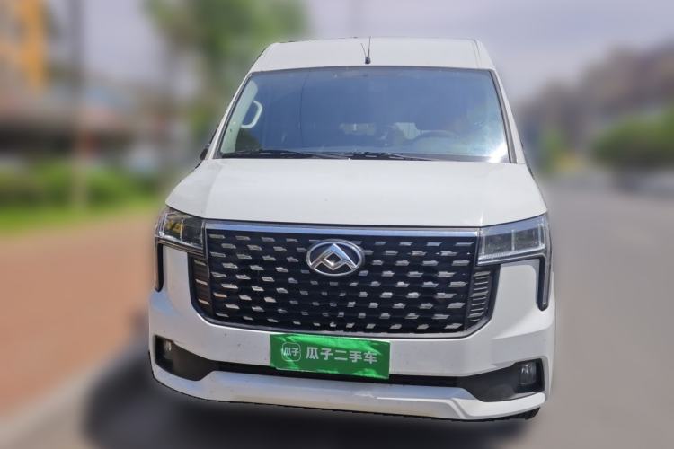 Used SAIC MAXUS Xintu V80 2025 Value Edition Aoyuntong 2.0T Manual Short Wheelbase Mid-Height 127 Ps 5/6 Seats Front