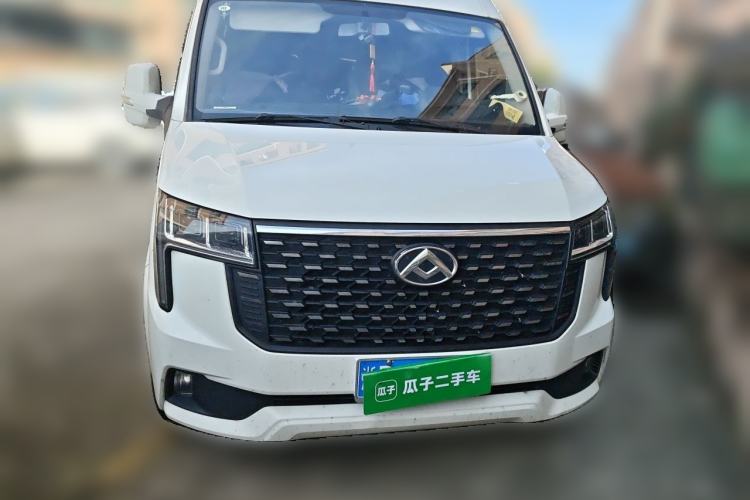 Used SAIC MAXUS Xintu V80 2025 PRO Aoyuntong 2.0T Automatic Long-Wheelbase Mid-Roof Model with 6/7/8/9 Seats Front