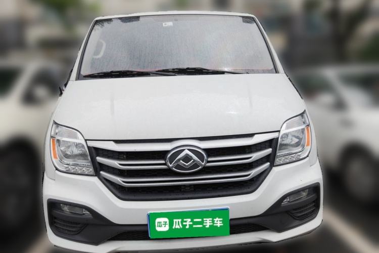 Used SAIC MAXUS Xintu V80 2025 Value Edition Urban Delivery King 2.0T Manual Short Wheelbase Ultra-Low Roof 127 Ps 3 Seats Front