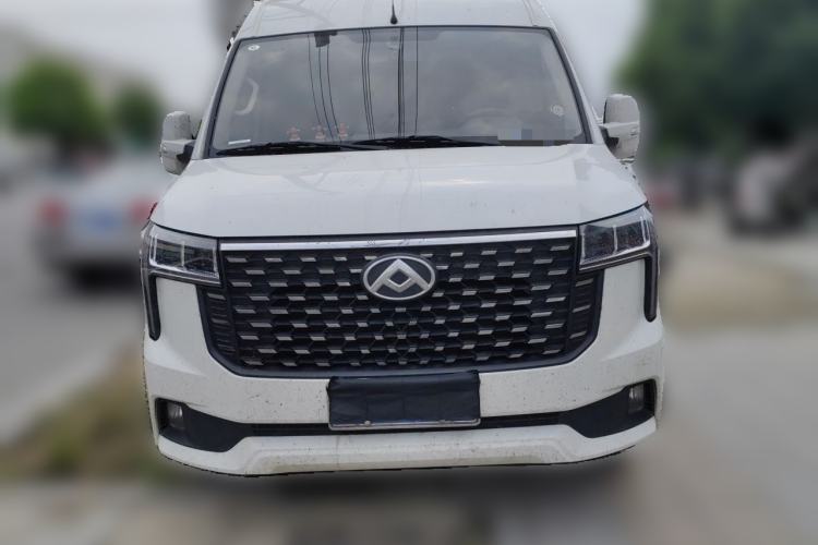 Used SAIC MAXUS Xintu V80 2025 PRO Aoyuntong 2.0T Manual Long Wheelbase Mid-Height 6/7/8/9-Seater Front