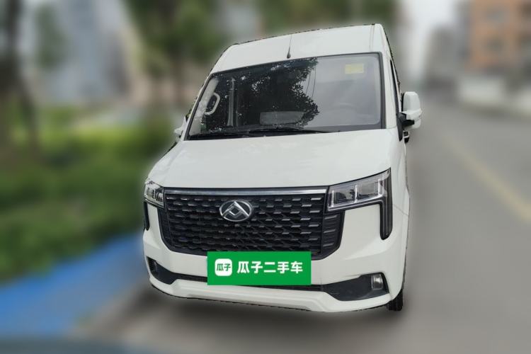 Used SAIC MAXUS Xintu V80 2025 PRO Aoyuntong 2.0T Manual Long Wheelbase Mid-Height 6/7/8/9-Seater Front
