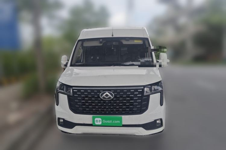 Used SAIC MAXUS Xintu V80 2025 PRO Aoyuntong 2.0T Automatic Long-Wheelbase Mid-Roof Model with 6/7/8/9 Seats Front