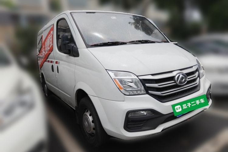 Used SAIC MAXUS Xintu V80 2025 Value Edition Urban Delivery King 2.0T Manual Short Wheelbase Ultra-Low Roof 127 Ps 3 Seats Front Right 45 Deg