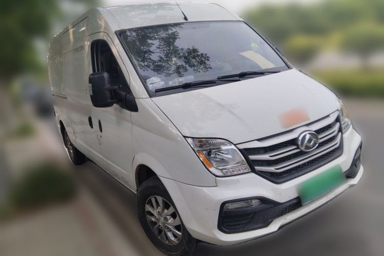 Used SAIC MAXUS Xintu V80  Front Right 45 Deg