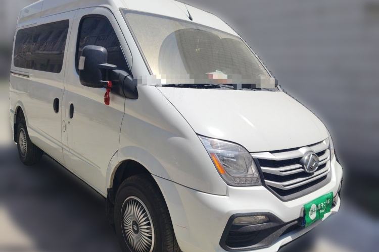 Used SAIC MAXUS Xintu V80 2025 Value Edition Aoyuntong 2.0T Manual Short Wheelbase Mid-Height 127 Ps 5/6 Seats Front Right 45 Deg