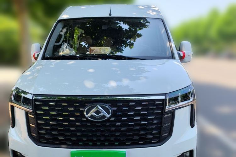 Used SAIC MAXUS Xintu V80  Front