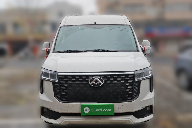 Used SAIC MAXUS Xintu V80 2025 PRO Aoyuntong 2.0T Manual Short Wheelbase Mid-Height 5/6-Seater Front