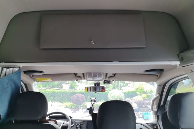 Used SAIC MAXUS Xintu V80 2025 PRO Aoyuntong 2.0T Manual Long Wheelbase High-Roof 6/7/8/9-Seater Headliner