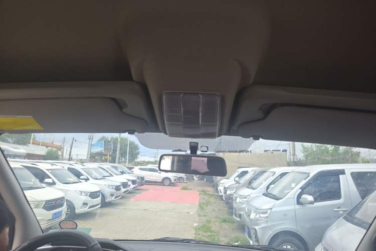 Used SAIC MAXUS Xintu V80 2025 PRO Aoyuntong 2.0T Manual Long Wheelbase Mid-Height 6/7/8/9-Seater Headliner
