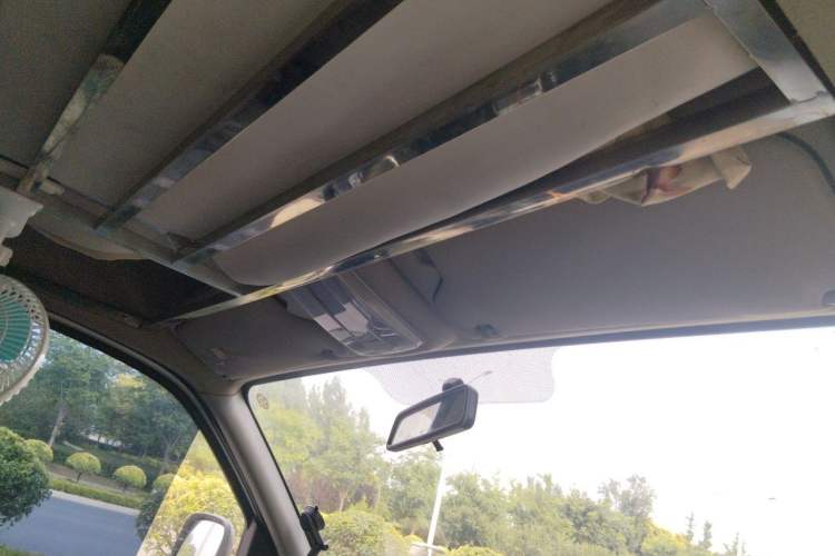 Used SAIC MAXUS Xintu V80  Headliner