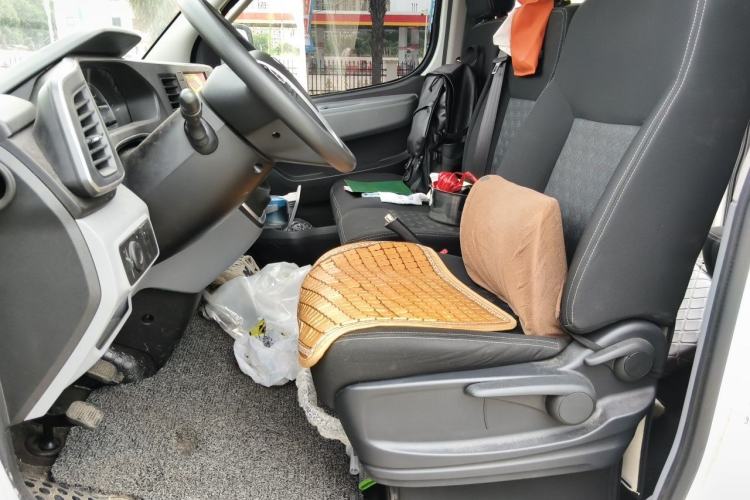 Used SAIC MAXUS Xintu V80  Left Front Seat